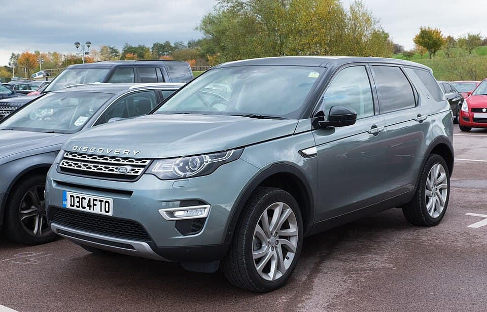 Land Rover Discovery Sport boot space