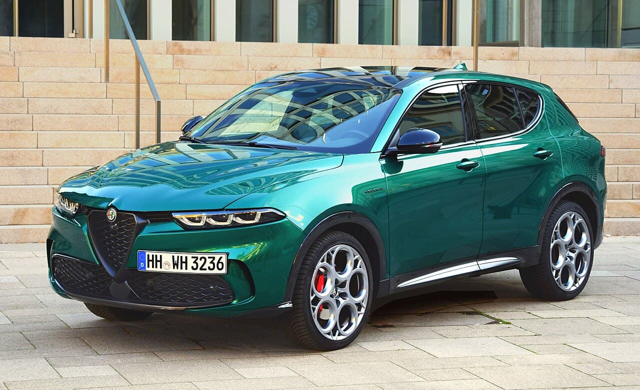 Alfa Romeo Tonale boot space