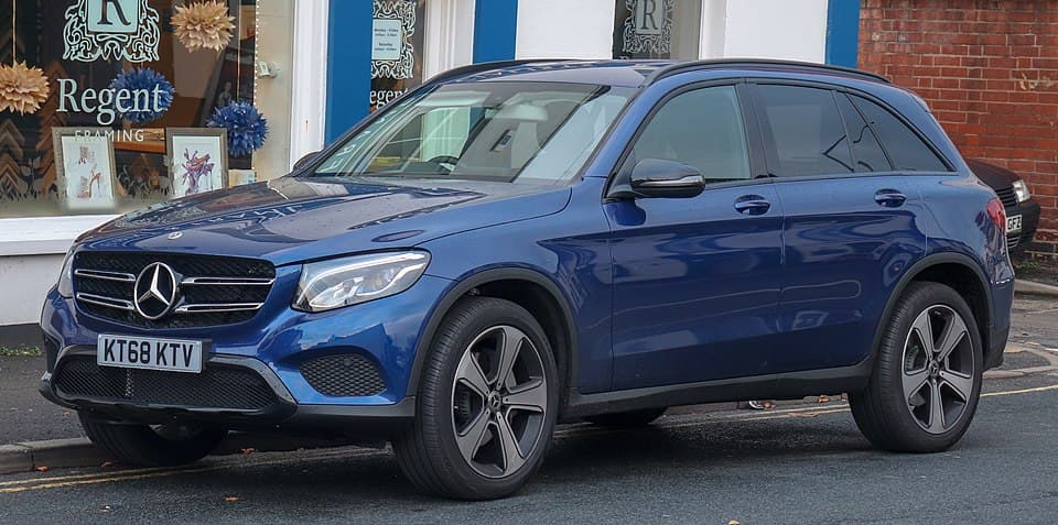 Mercedes GLC boot space